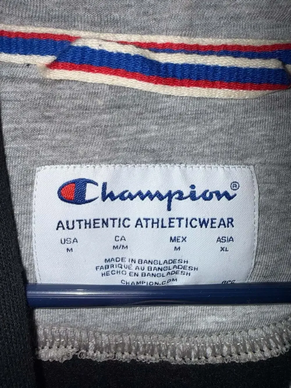 Champion Script Logo Pullover Hoodie Black Size Medium